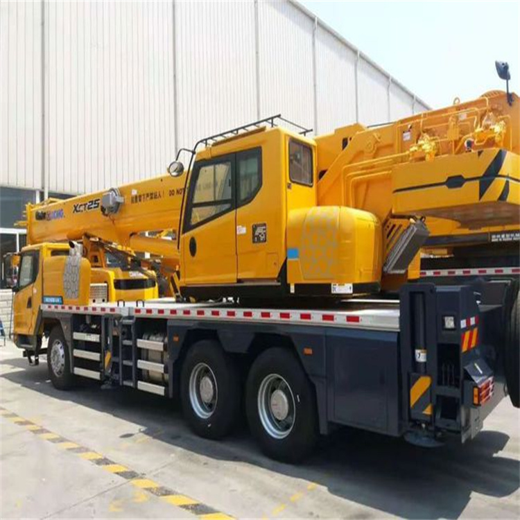 简阳离这最近出租吊车电话